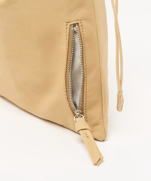 folna(フォルナ)の「【別注】<Folna>レザー ドロスト ショルダーバッグ 2WAY(ショルダーバッグ・レディース・ブラック/ベージュ・FREE)」の3枚目の写真