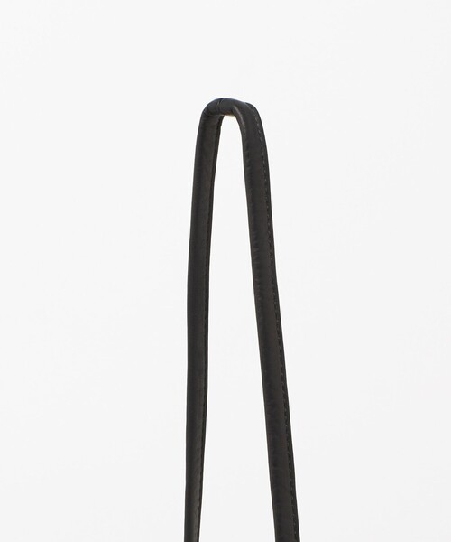 folna(フォルナ)の「【別注】<Folna>レザー ドロスト ショルダーバッグ 2WAY(ショルダーバッグ・レディース・ブラック/ベージュ・FREE)」の8枚目の写真