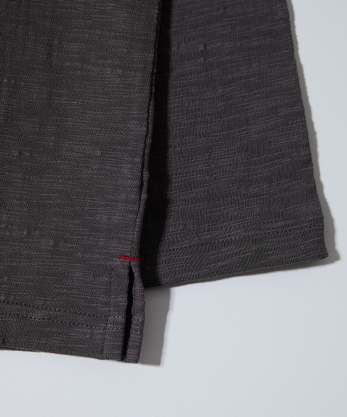 HORLISUN(ホーリーサン)の「Lawrence Slub Pocket T-shirt Charcoal(Tシャツ/カットソー・メンズ・その他・SMALL/MEDIUM/LARGE)」の4枚目の写真