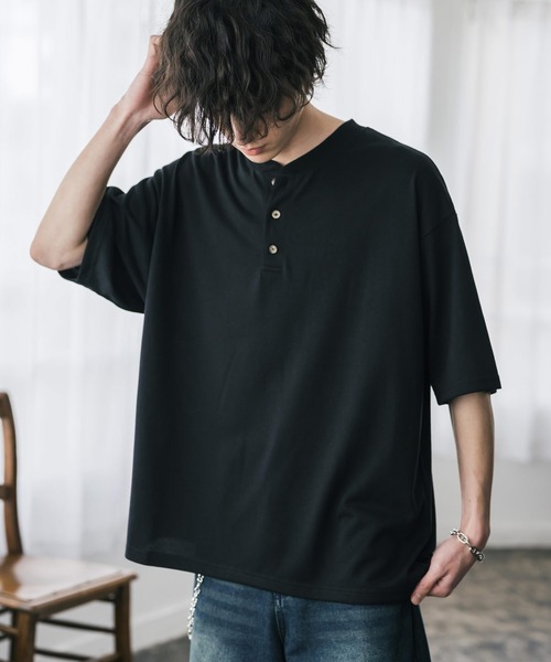 Rocky Monroe(ロッキーモンロー)の「AIR TEC+ 接触冷感・遮熱・UVカット 多機能ヘンリーネック半袖Tシャツ(Tシャツ/カットソー・メンズ・ブラック/グレイッシュベージュ/ブルー/チャコール/ネイビー/ピンク/ホワイト・M/L/XL)」の17枚目の写真