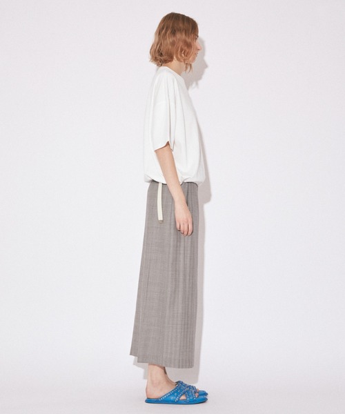 beautiful people(ビューティフルピープル)の「suvin compact jerseybig QOL tag T(Tシャツ/カットソー・レディース・オフホワイト/ブラック・38/40/34/42/36)」の5枚目の写真
