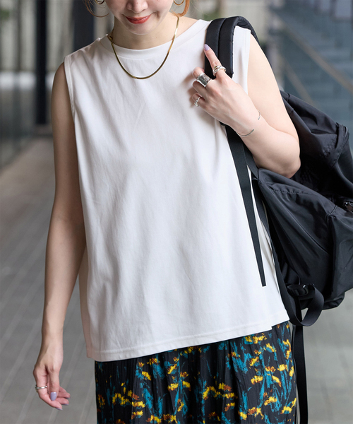 B.C STOCK(ベーセーストック)の「《追加4》ウォッシャブル / 接触冷感 / ノースリボックスTEE(Tシャツ/カットソー・レディース・ブラック/レッド/ウッド/ホワイト/ブルー・FREE)」の1枚目の写真