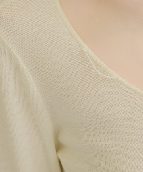 NEUNA(ヌナ)の「【素材にこだわった、上質を手に。】ドレープタイトップス(Tシャツ/カットソー・レディース・アイボリー/ブラック・FREE)」の20枚目の写真