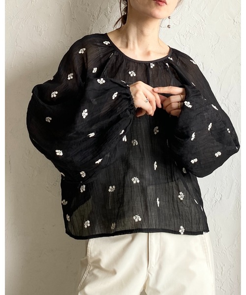 She's Closet(シーズクローゼット)の「前後2wayフロントリボン 花柄 刺繍 エンブロイダリー シアーブラウス カーディガン(シャツ/ブラウス・レディース・ホワイト/ブラック・FREE)」の15枚目の写真