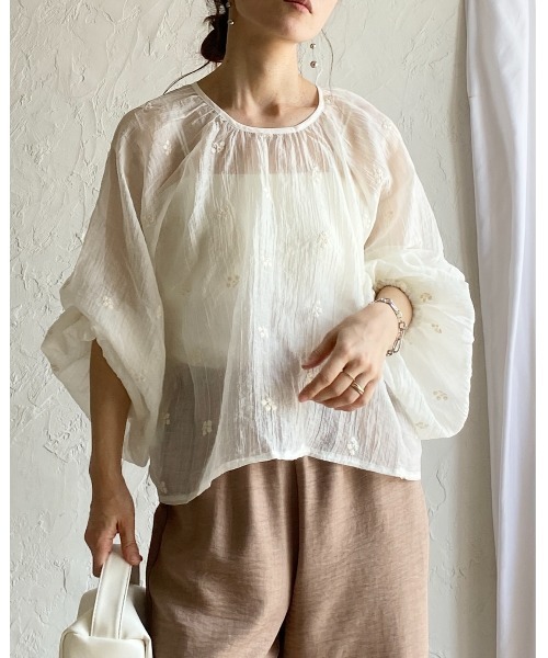 She's Closet(シーズクローゼット)の「前後2wayフロントリボン 花柄 刺繍 エンブロイダリー シアーブラウス カーディガン(シャツ/ブラウス・レディース・ホワイト/ブラック・FREE)」の22枚目の写真