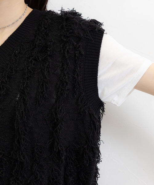 RAGEBLUE(レイジブルー)の「フリンジニットベスト(ベスト・レディース・レッド/ブラック・FREE)」の15枚目の写真