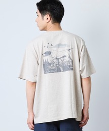 L.L.Bean（エルエルビーン）の「ボクシー・ティ、ポケット付きラベル・グラフィック 米国フィット・レギュラー（Tシャツ/カットソー）」