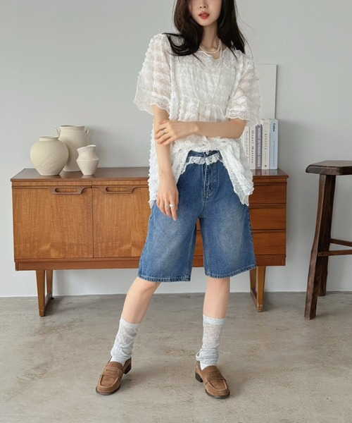 Jewelobe(ジュエローブ)の「レースデザインデニムハーフパンツ(デニムパンツ・レディース・ブルー・M/S)」の10枚目の写真