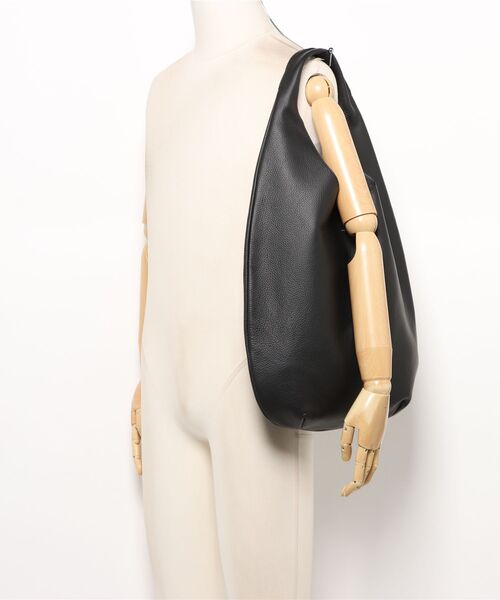 A.P.C.（アーペーセー）の「LE NEIGE（ハンドバッグ・レディース・ブラック・ONESIZE）」の5枚目の写真