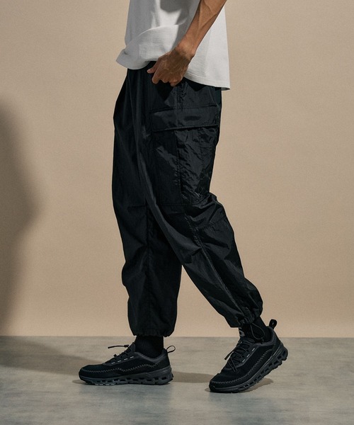 NUMERALS（ヌメラルズ）の「[NUMERALS]BELTED CARGO PANT（カーゴパンツ・メンズ・カーキ/ブラック・LARGE/MEDIUM）」の2枚目の写真