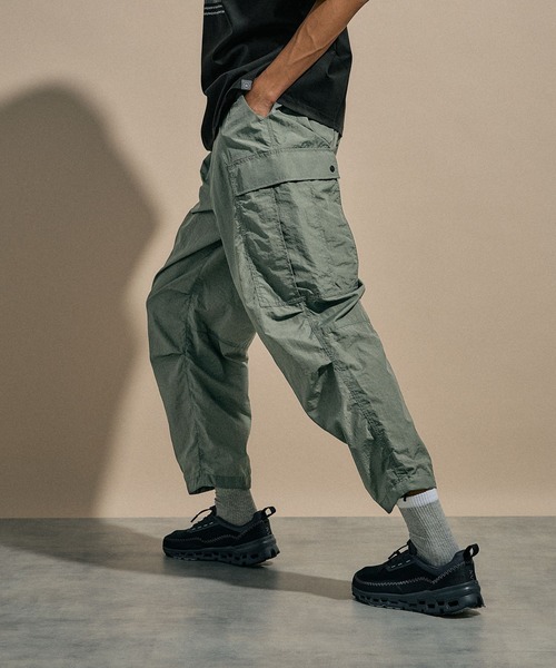 【超美品 】LV パネルカーゴ ロゴ刺繍 カーゴパンツ カーキ 42 NUMERALS]BELTED CARGO PANT（カーゴパンツ）｜NUMERALS（ヌメラルズ