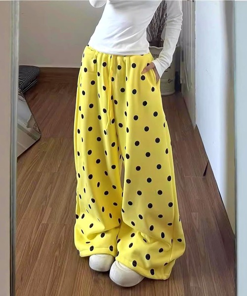SHEENA(シーナ)の「【裾ドローコード付き】ドットスウェットワイドパンツ(スウェットパンツ・レディース・イエロー・M)」の5枚目の写真