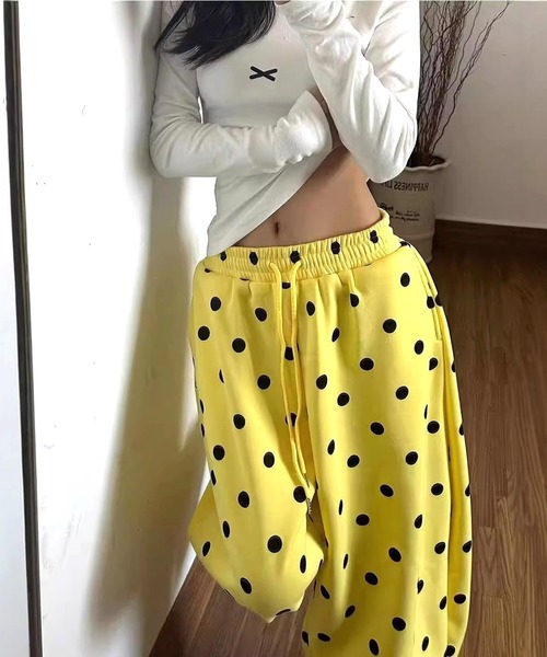 SHEENA(シーナ)の「【裾ドローコード付き】ドットスウェットワイドパンツ(スウェットパンツ・レディース・イエロー・M)」の7枚目の写真