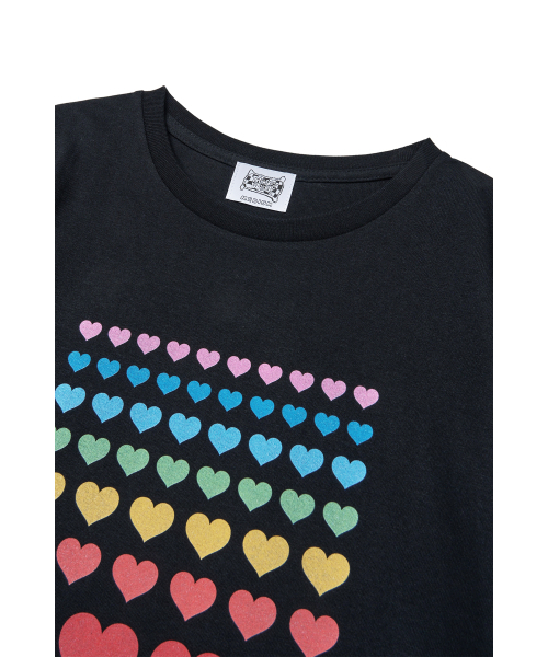 THE SCOT WRECK（ザ スコットレック）の「Rainbow heart（Tシャツ/カットソー・レディース・ブラック・LG/MD）」の2枚目の写真