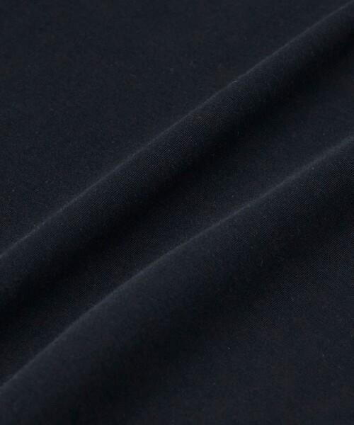 UNITED TOKYO(ユナイテッドトウキョウ)の「【残りわずか】ALBINI CASHMERE×SEA ISLAND COTTON HENRY TEE |最高級コットン/カシミヤ/春服/夏服(Tシャツ/カットソー・メンズ・グレー/ブラック・1/2)」の10枚目の写真