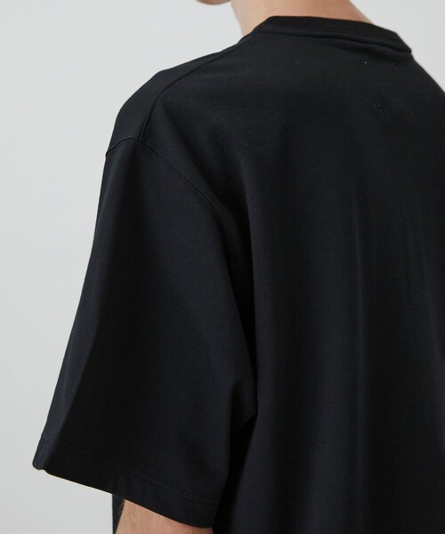 UNITED TOKYO(ユナイテッドトウキョウ)の「【残りわずか】ALBINI CASHMERE×SEA ISLAND COTTON HENRY TEE |最高級コットン/カシミヤ/春服/夏服(Tシャツ/カットソー・メンズ・グレー/ブラック・1/2)」の6枚目の写真