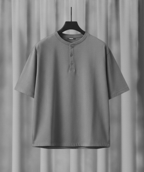 UNITED TOKYO(ユナイテッドトウキョウ)の「【残りわずか】ALBINI CASHMERE×SEA ISLAND COTTON HENRY TEE |最高級コットン/カシミヤ/春服/夏服(Tシャツ/カットソー・メンズ・グレー/ブラック・1/2)」の1枚目の写真
