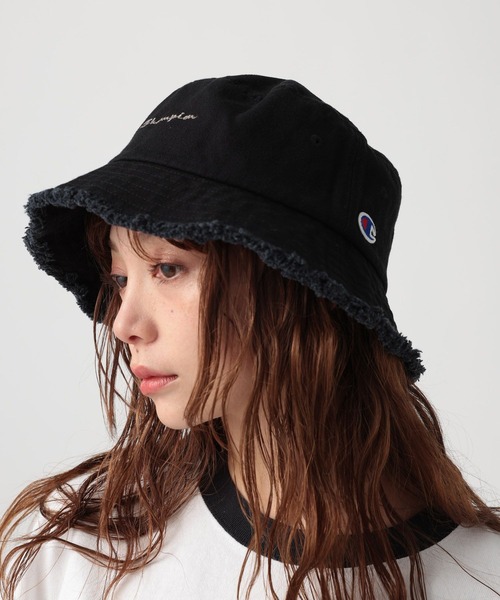 Champion(チャンピオン)の「【Champion(チャンピオン)】フリンジバケットハット(ハット・レディース・ブラック/オフホワイト・FREE)」の1枚目の写真
