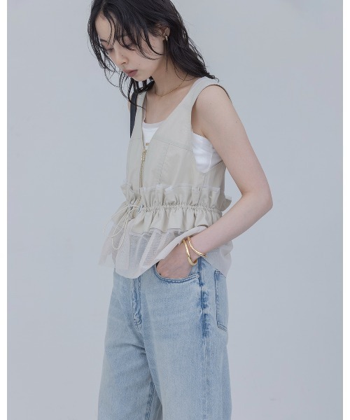Eimee Law(エイミーロウ)の「ウエストフリルビスチェ(ベスト・レディース・ブラック/ライトベージュ・FREE)」の9枚目の写真