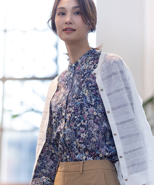 A/C DESIGN BY ALPHA CUBIC(エーシーデザインバイアルファキュービック)の「【Liberty】リバティプリントスタンドカラーシャツ【大きいサイズあり】(シャツ/ブラウス・レディース・オフホワイト/ネイビー・9号/11号/13号/15号/17号)」の16枚目の写真