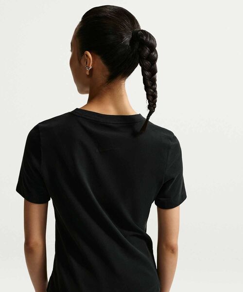 NIKE(ナイキ)の「ナイキ スポーツウェア ウィメンズ スリム ショートスリーブ バーンアウト ロゴ トップス / Nike Sportswear Women's Slim Short-Sleeve Burnout Logo Top IO1517-010 Black(Tシャツ/カットソー・レディース・ブラック・XL/L/XS/S/M)」の2枚目の写真