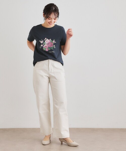 LAURA ASHLEY（ローラアシュレイ）の「【ギフトにおすすめ！5分袖／接触冷感／UVカット】エレンボロー ローズ柄Tシャツ（Tシャツ/カットソー・レディース・サックスブルー/ピンク系/ネイビー/グレー/オフホワイト・38/40）」の13枚目の写真