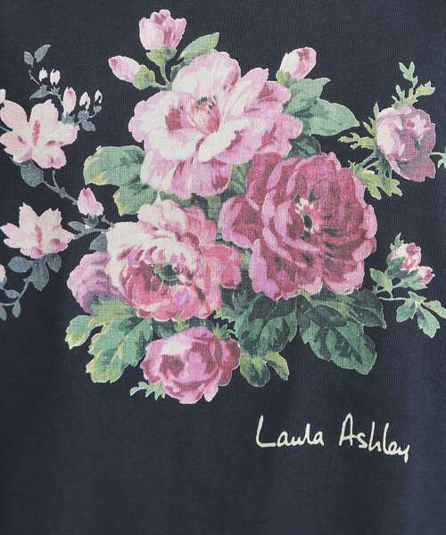 LAURA ASHLEY（ローラアシュレイ）の「【ギフトにおすすめ！5分袖／接触冷感／UVカット】エレンボロー ローズ柄Tシャツ（Tシャツ/カットソー・レディース・サックスブルー/ピンク系/ネイビー/グレー/オフホワイト・38/40）」の14枚目の写真