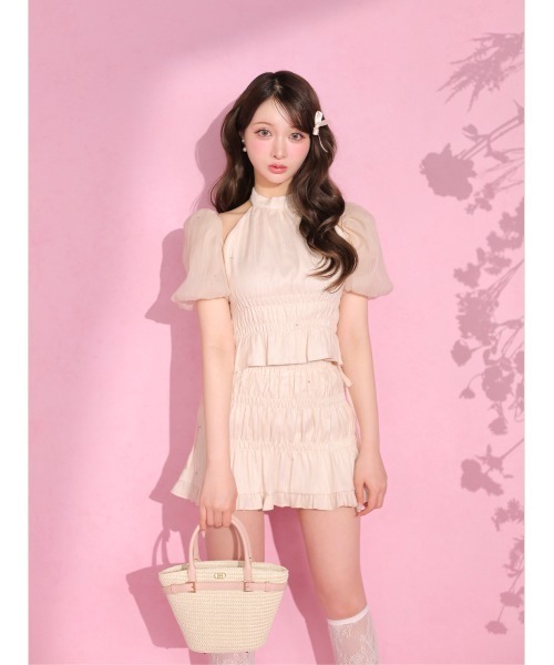 M me eme(エムミーエメ)の「Shirring frill bijou mini skirt(eme11109)(スカート・レディース・ピンク/アイボリー・FREE)」の3枚目の写真