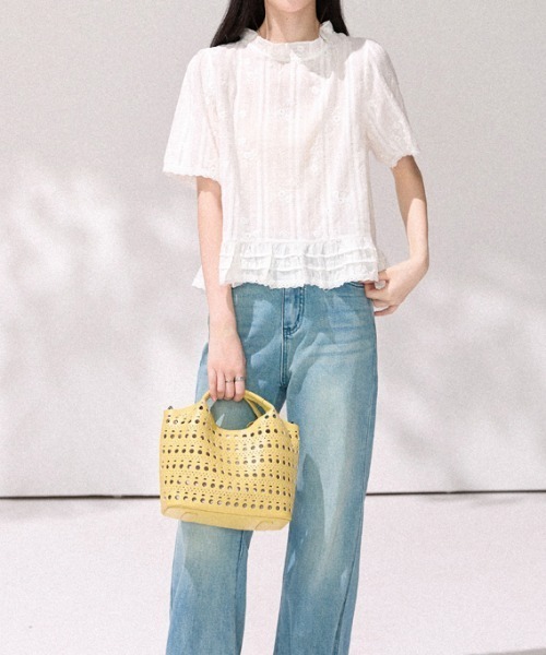 LUCPY（ラクピー）の「レースティアードシアーブラウス（シャツ/ブラウス・レディース・ホワイト・X-LARGE/LARGE/MEDIUM/SMALL）」の3枚目の写真