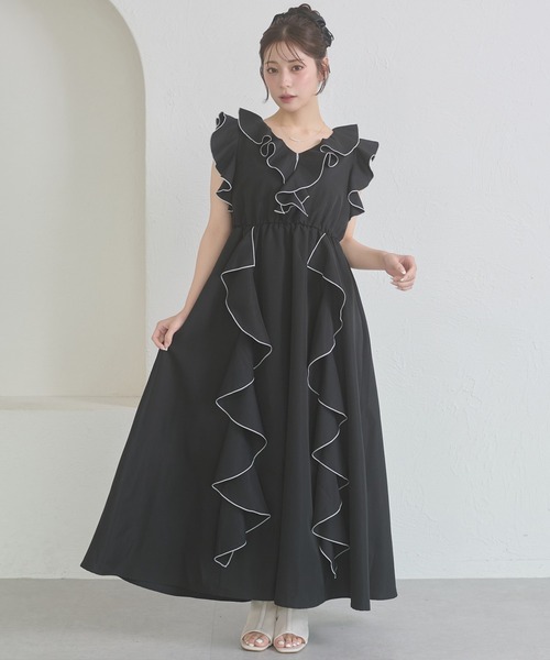 Ambre Neige(アンブルネージュ)の「raffle flill dress / ラッフルフリルワンピース(ワンピース・レディース・ブラック/オフホワイト・FREE)」の12枚目の写真
