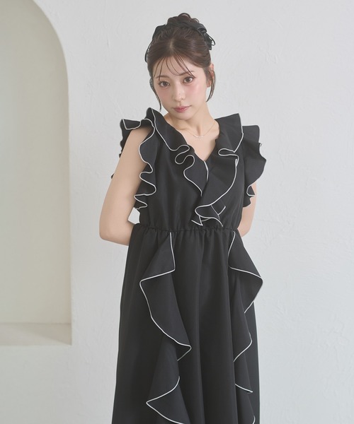 Ambre Neige(アンブルネージュ)の「raffle flill dress / ラッフルフリルワンピース(ワンピース・レディース・ブラック/オフホワイト・FREE)」の18枚目の写真