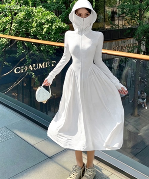 Miniministore(ミニミニストア)の「ラッシュガードレディース 着る日焼け止め(カーディガン/ボレロ・レディース・ホワイト/ライトブルー/ブラック/グレー/ピンク/ラベンダー・M/L)」の2枚目の写真