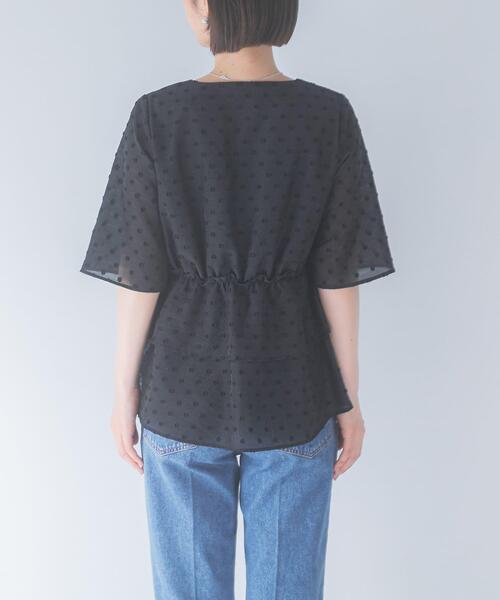 URBAN RESEARCH ROSSO WOMEN(アーバンリサーチ ロッソ)の「『WEB限定』ジャガードペプラムブラウス(シャツ/ブラウス・レディース・ブラック系その他/ライトベージュ/ブラック・FREE)」の10枚目の写真