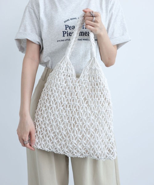 LA VORAGINE(ラ ヴォラジネ)の「【選べる3色展開!】マクラメトートバッグ(トートバッグ・レディース・Black/White/Beige・FREE)」の1枚目の写真