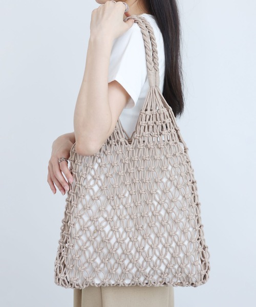 LA VORAGINE(ラ ヴォラジネ)の「【選べる3色展開!】マクラメトートバッグ(トートバッグ・レディース・Black/White/Beige・FREE)」の6枚目の写真