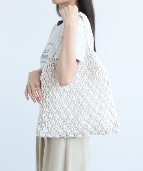 LA VORAGINE(ラ ヴォラジネ)の「【選べる3色展開!】マクラメトートバッグ(トートバッグ・レディース・Black/White/Beige・FREE)」の9枚目の写真