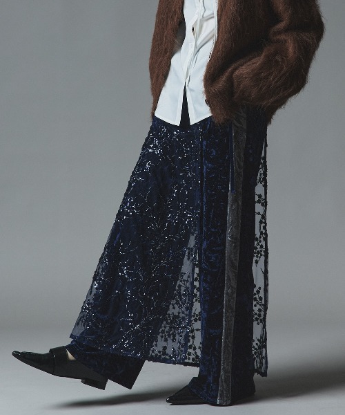 W:Huku(フーク)の「クラッシュ ベロア サイド ライン パンツ / Crash Velour Side-Line Pants(その他パンツ・レディース・ネイビー/ライトベージュ/ブラウン・FREE)」の11枚目の写真