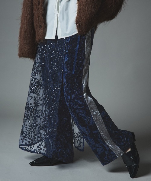 W:Huku(フーク)の「クラッシュ ベロア サイド ライン パンツ / Crash Velour Side-Line Pants(その他パンツ・レディース・ネイビー/ライトベージュ/ブラウン・FREE)」の22枚目の写真
