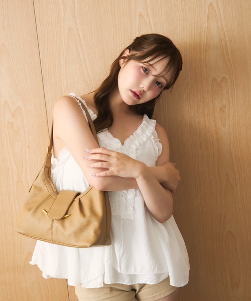 miune(ミューヌ)の「ムーンプレートワンハンドルバッグ(ショルダーバッグ・レディース・キャメル/アイボリー/ブラック/ベージュ/ブラウン・FREE)」の8枚目の写真