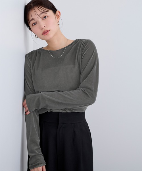 UR'S(ユアーズ)の「シアーベロアロングTシャツ(Tシャツ/カットソー・レディース・ブラウン/ブラック/チャコール/アイボリー・S/M/L)」の4枚目の写真