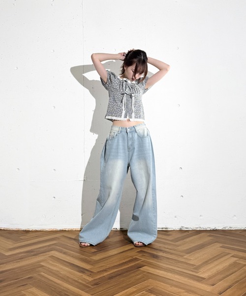 MAISON SELECT(メゾンセレクト)の「6C83 チェック×フラワー レースアクセント2WAYブラウス(シャツ/ブラウス・レディース・ブラック/ライトブルー・FREE)」の3枚目の写真