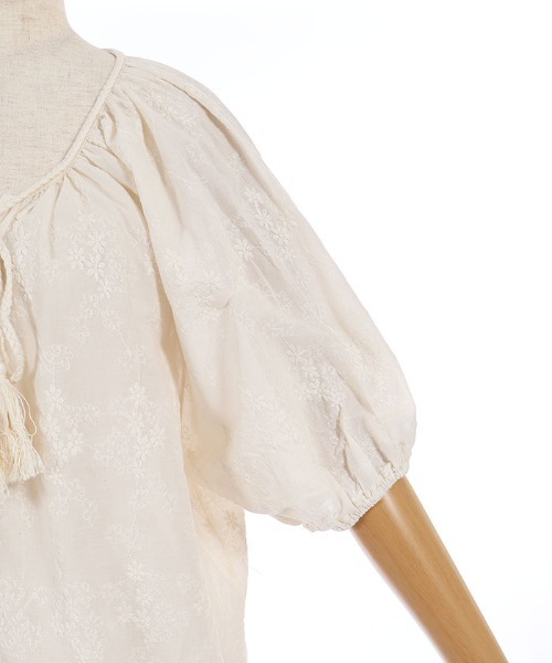 axes femme（アクシーズファム）の「刺繍ブラウス（シャツ/ブラウス・レディース・キナリ・FREE）」の14枚目の写真