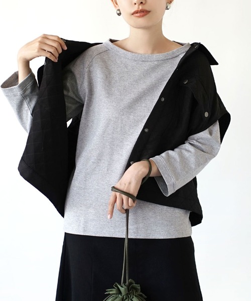 zootie（ズーティー）の「ほぼシミヘン加工 フレンチバスク ラグランカットソー［無地］（Tシャツ/カットソー・レディース・ベージュ系その他/オフホワイト/カーキ/ブラック/ライトブルー/ベージュ/ダークグリーン/ネイビー/オレンジ/ミント/チョコ/グレー系その他/ライトピンク/ライトイエロー・LL/L/M）」の4枚目の写真
