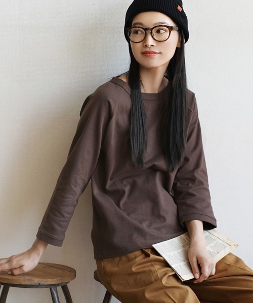 zootie（ズーティー）の「ほぼシミヘン加工 フレンチバスク ラグランカットソー［無地］（Tシャツ/カットソー・レディース・ベージュ系その他/オフホワイト/カーキ/ブラック/ライトブルー/ベージュ/ダークグリーン/ネイビー/オレンジ/ミント/チョコ/グレー系その他/ライトピンク/ライトイエロー・LL/L/M）」の17枚目の写真