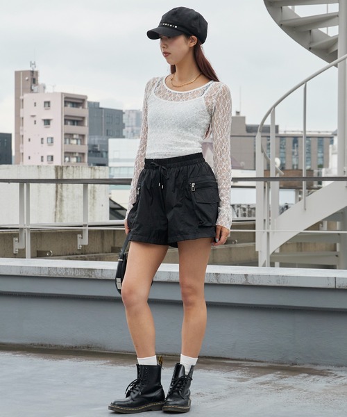 Chick(チック)の「Cargo Flare Shorts / カーゴ フレア ショートパンツ ショーツ カジュアル ストリート スポーティー レディース 2026年 夏 夏服(カーゴパンツ・レディース・ブラック/チャコール・FREE)」の19枚目の写真