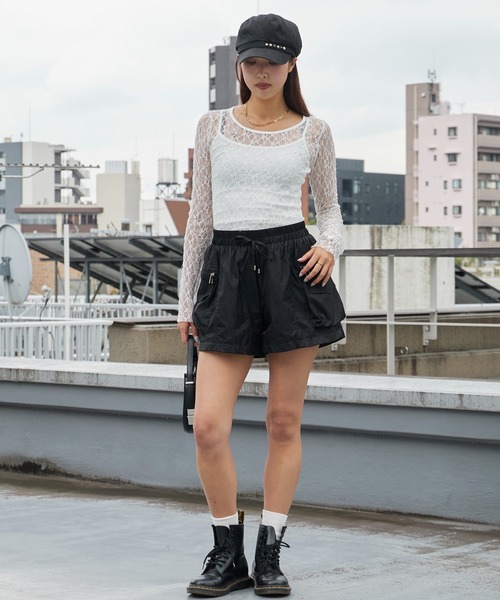 Chick(チック)の「Cargo Flare Shorts / カーゴ フレア ショートパンツ ショーツ カジュアル ストリート スポーティー レディース 2026年 夏 夏服(カーゴパンツ・レディース・ブラック/チャコール・FREE)」の18枚目の写真