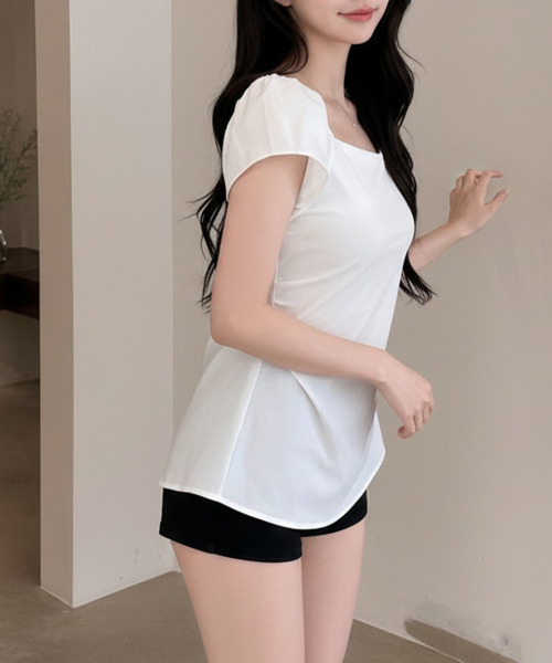 VIVID LADY(ビビッドレディー)の「スクエアネック ペプラム半袖トップス(シャツ/ブラウス・レディース・ブラック/アイボリー・FREE)」の7枚目の写真