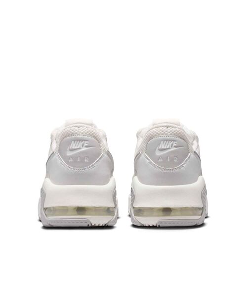 NIKE(ナイキ)の「ナイキ エア マックス エクシー メンズシューズ / Nike Air Max Excee Men's Shoes FZ5486-108 Summit White(スニーカー・メンズ・アイボリー・29/26.5/26/25.5/25/24.5/24/28.5/28/27.5/27/30/29.5)」の8枚目の写真