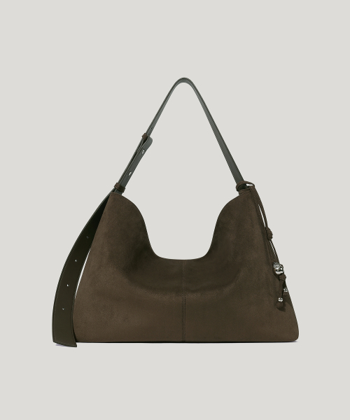 OVHEE(オヴェイ)の「テイヴ スエード ショルダーバッグ Tave Suede Shoulder Bag(ショルダーバッグ・レディース・ダークオリーブ/キャメル・FREE)」の20枚目の写真
