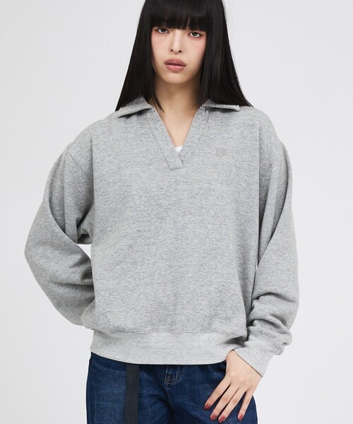 Russell Athletic(ラッセルアスレティック)の「【RUSSELL ATHLETIC/ラッセル アスレチック】トライブレンドスキッパーカラースウェット/Tri-Blend Brushed Skipper Collar Sweat(スウェット・レディース・ライトグレー/ブラック/レッド・フリー)」の2枚目の写真